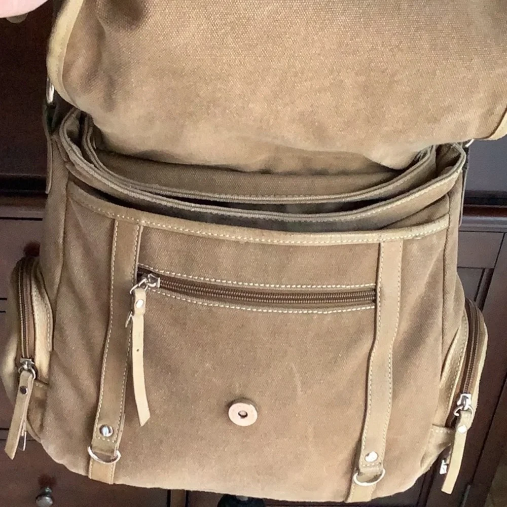 Tomboy Wiz Canvas / Cow Leather Crossbody Bag
